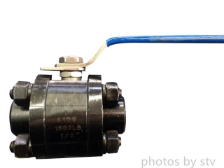 3-Pc Ball Valve Floating Full Port, Class 800# , A105 Body , 316 / Ptfe Trim , Npt